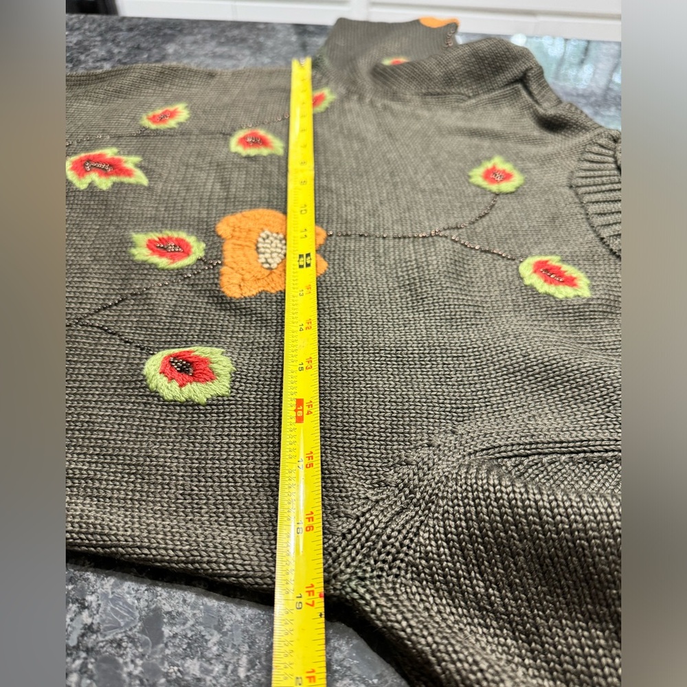 VTG Carlisle women’s medium turtleneck sweater - Picture 11 of 11